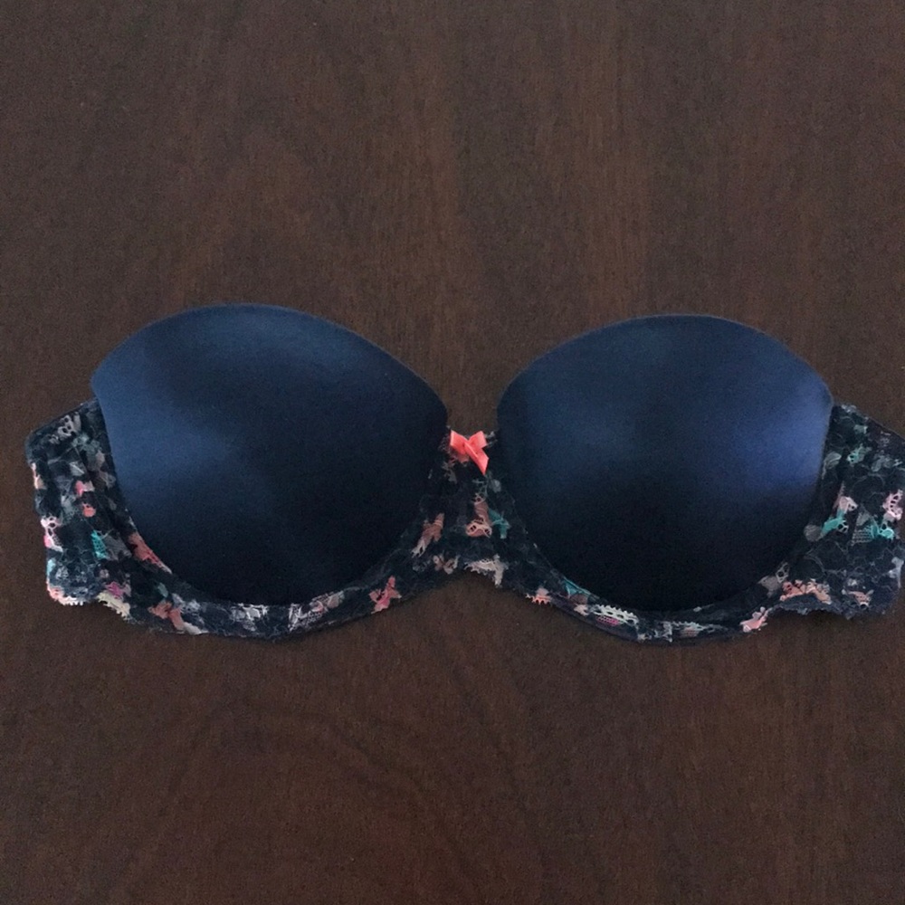 Pink Victoria’s Secret Strapless Bra